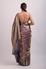 Dual Tone Silk Sareeuntitled (8 of 8)